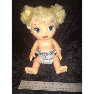 2017 Super Snacks Baby Alive Cute Doll Blond Hair Blue Eyes Curly Pigtails Eats